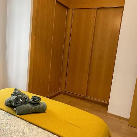 Apartment Quiet In The Heart Of Pool & Free Parking Malaga